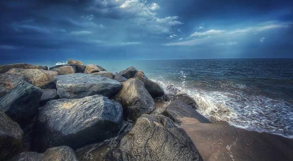 Few People Know One Of Delaware’s Most Popular State Parks Is Hiding A Dark And Terrifying Secret