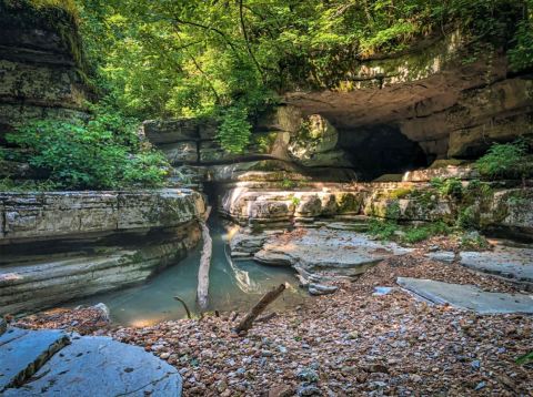 The Little-Known Natural Area Hiding In Arkansas That Will Transport You To Another World