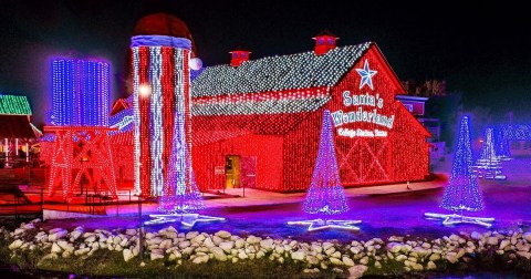 Santa's Wonderland Is The Largest Outdoor Christmas Attraction In Texas