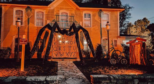 This Is The Absolute Best Town In Arkansas To Visit During The Halloween Season