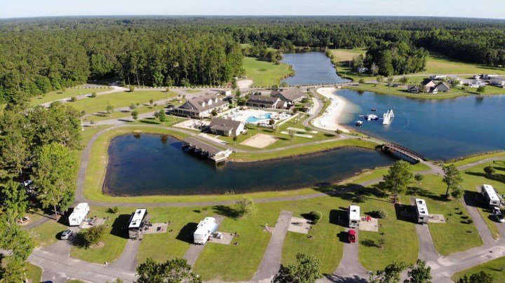 Willow Tree RV Resort - Best Family Campground in South Carolina