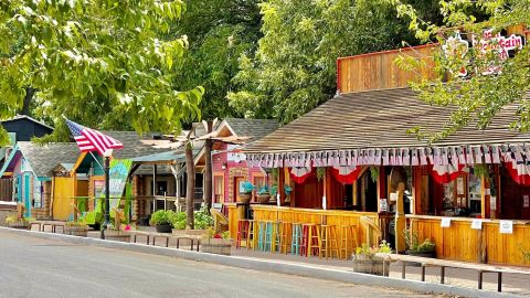 Oklahoma Just Wouldn't Be The Same Without These 3 Charming Small Towns
