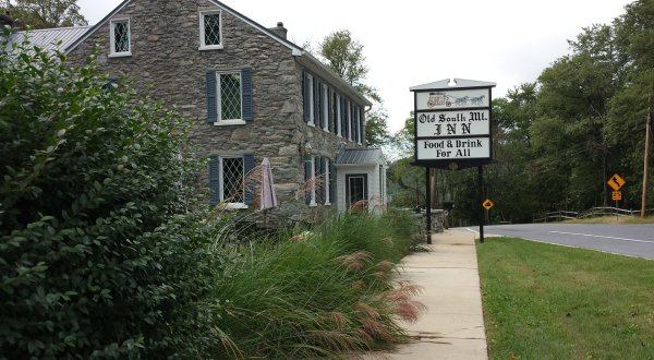 One Of The Oldest Restaurants In Maryland, Old South Mountain Inn Has Been Serving Mouthwatering Food For Centuries