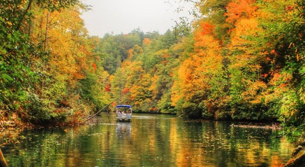 Fall Is The Perfect Time To Visit This Historic Mountain Town In South Carolina