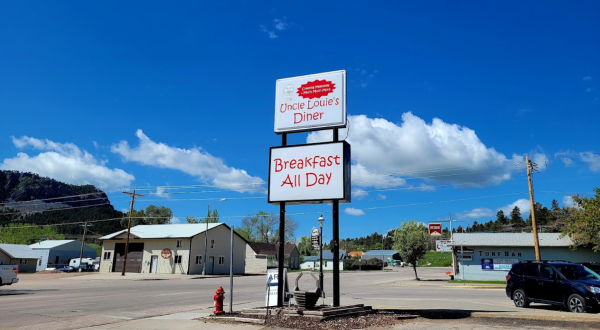 Order A Foot-Tall Cheeseburger At This Roadside Stop In Wyoming