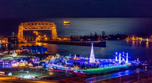 The Minnesota Christmas Display That’s Been Named Among The Most Beautiful In The World