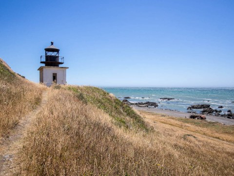 It Doesn't Get Much Creepier Than This Abandoned Lighthouse Hidden in Northern California