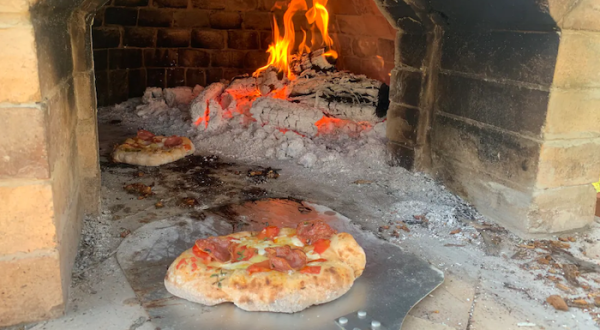 Make Your Own Wood-Fired Pizza To Enjoy In A Beautiful Forest Setting On This Family Farm In Texas