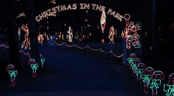 Take A Dreamy Ride Through The Largest Drive-Thru Light Show In Mississippi, Tylertown’s Christmas In The Park