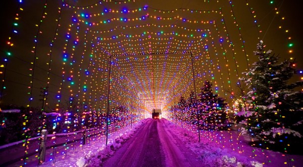 The Country Christmas Trail In Wisconsin Is Positively Enchanting