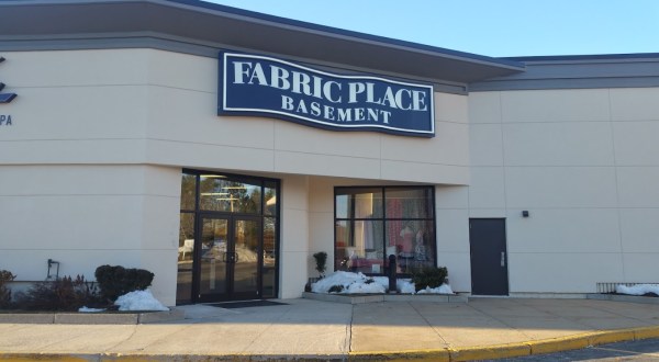 The Largest Discount Fabric Store In Massachusetts Has More Than 1,000 Fabrics