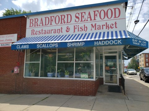 The Hidden Gem Seafood Spot In Massachusetts, Bradford Seafood, Has Out-Of-This-World Food