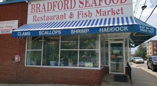 The Hidden Gem Seafood Spot In Massachusetts, Bradford Seafood, Has Out-Of-This-World Food