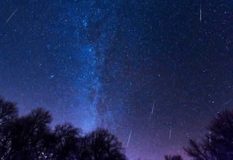 The Boldest And Biggest Meteor Shower Of The Year Will Be On Display Above Vermont In December