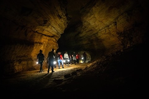 The Longest Underground Cavern In The U.S. Is Here In Kentucky And It’s An Unforgettable Adventure