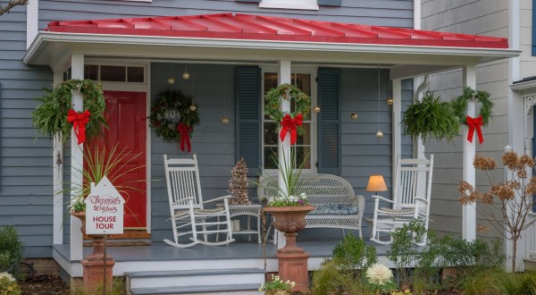 Ogle Historic Homes Decked To The Nines On This Holiday Home Tour In Maryland