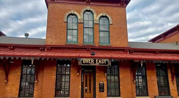 Enjoy Brunch In A Historic Train Depot At This Small-Town Diner In Ohio