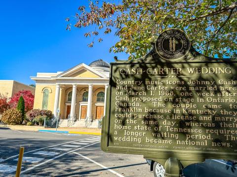 The Charming Kentucky Town Where You Can Quite Literally Take A Walk Back In Time