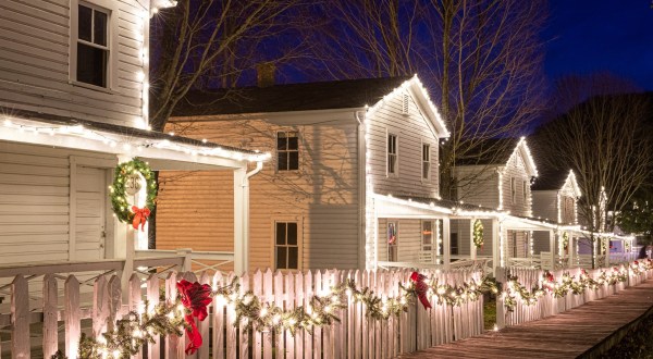 This Tiny West Virginia Town Is The Grandest Winter Wonderland You’ll Ever Visit