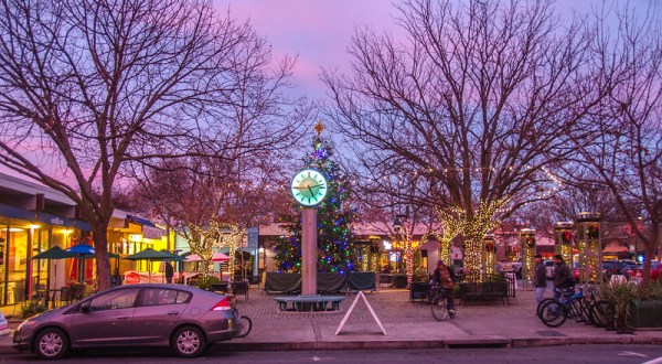 7 Towns In Northern California With The Best, Most Lively Main Streets