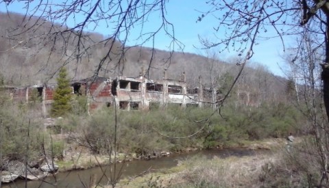 Most People Don’t Know The Story Behind Pennsylvania’s Abandoned Paper Factory