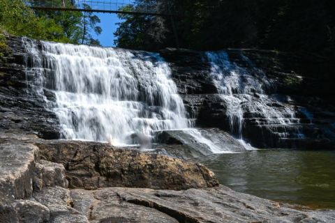 The Hike To This Gorgeous Tennessee Swimming Hole Is Everything You Could Imagine