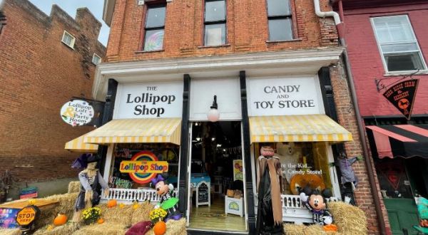 The Lollipop Shop Is A Retro Candy Shop And Arcade In Tennessee That’s Insanely Fun