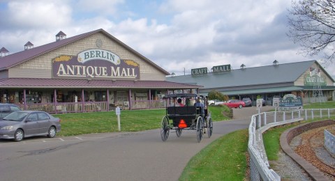 Spanning Multiple Malls And 50 Acres, The World’s Largest Amish Shopping Village Is Hiding In Ohio