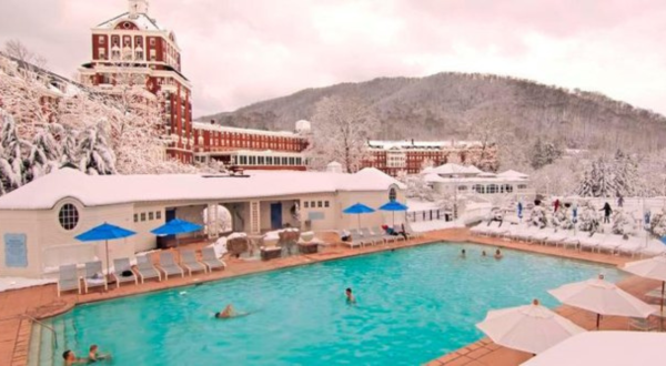 Virginia’s Naturally Heated Outdoor Pool Is All You Need This Winter