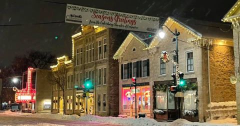 The Charming Small Town In Wisconsin Where You Can Still Experience An Old-Fashioned Christmas