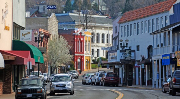 Northern California Just Wouldn’t Be The Same Without These 11 Charming Small Towns