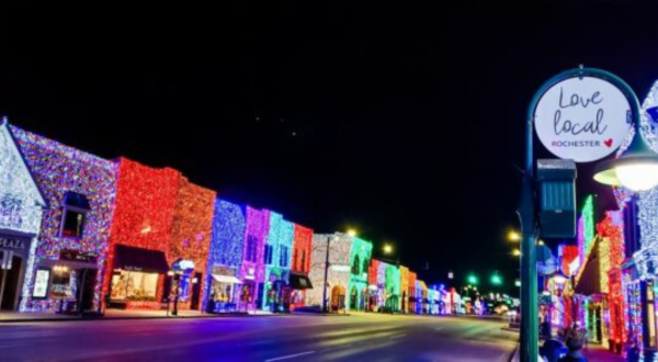 Walk Through A Winter Wonderland Of Lights This Holiday Season At The Big, Bright Light Show In Michigan