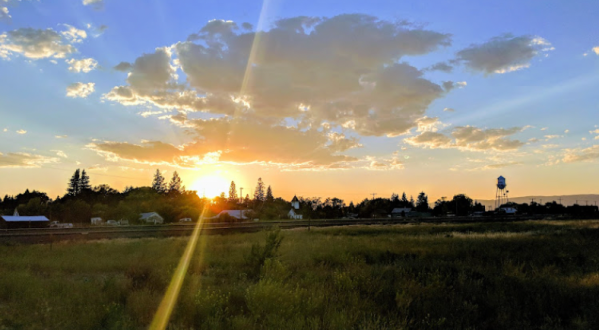 7 Small Towns In Rural Idaho That Are Downright Delightful