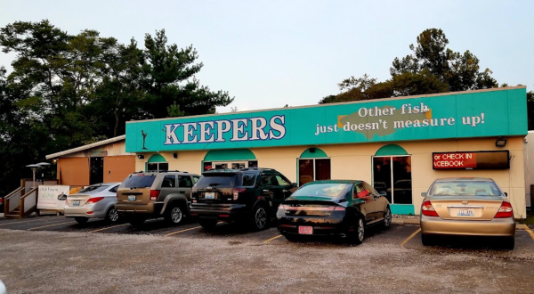The One Unique Restaurant In Kentucky Where You Can Eat Both Cheese Curds And Frog Legs