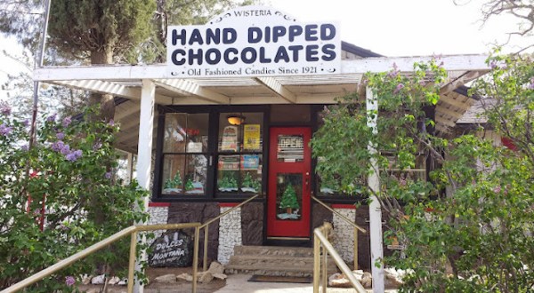 This Rural Country Store In Southern California Sells The Most Amazing Homemade Chocolates You’ll Ever Try