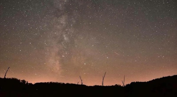 The Boldest And Biggest Meteor Shower Of The Year Will Be On Display Above Iowa In December
