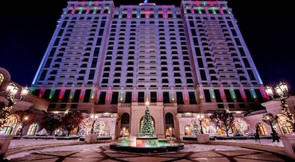 Walk Through One Million Lights, Then Stay In A Christmas Hotel For A Holly Jolly Utah Adventure