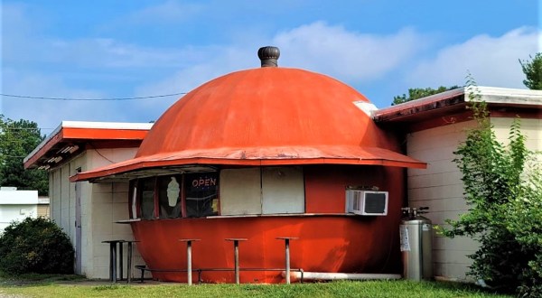 Opened In 1966, The Mammoth Orange Cafe Is A Longtime Icon In Small Town Redfield, Arkansas