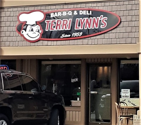 The Unassuming Deli In Arkansas That Will Make Your Taste Buds Go Crazy