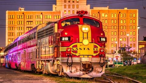 Ride Through One Of Texas' Most Charming Christmas Towns On This Magical Polar Express Train