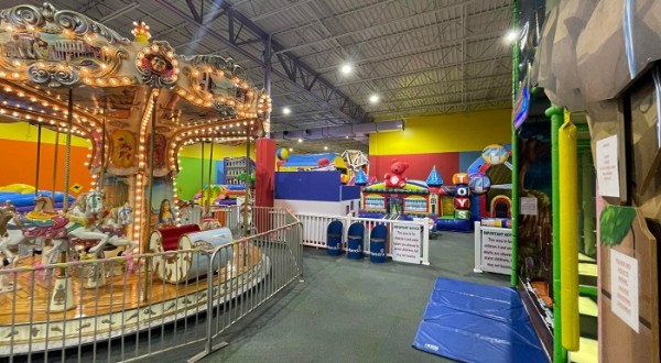 Kangaroo Jax Is An Amusement Park-Style Indoor Playground In South Carolina That’s Insanely Fun