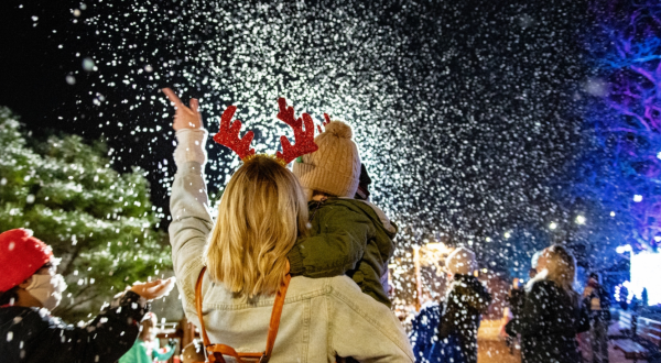 Not Everyone Knows This Haunted Attraction In Maryland Is Putting On A Dazzling Holiday Light Display