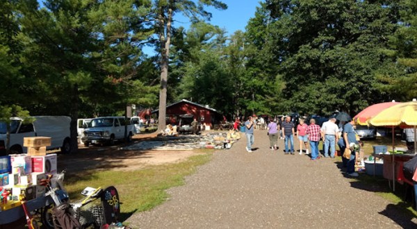 This New Hampshire Flea Market Covers 20 Acres With Nearly 400 Merchants On-Site
