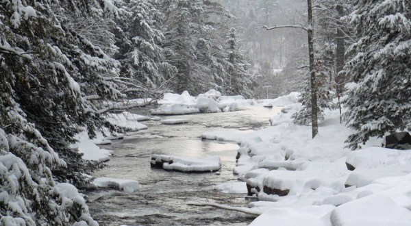 A Winter Getaway To New Hampshire’s Snowiest Town Is Nothing Short Of Magical