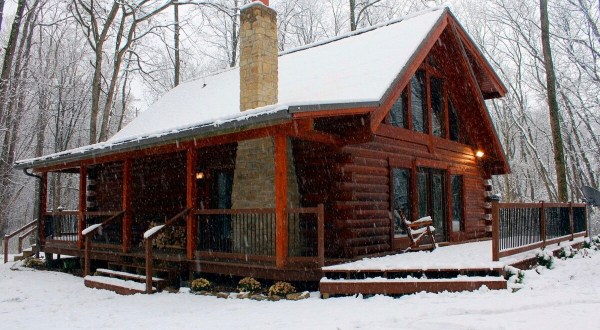 Watching Snow Fall From The Jacuzzi At This Airbnb In Indiana Is Basically Heaven