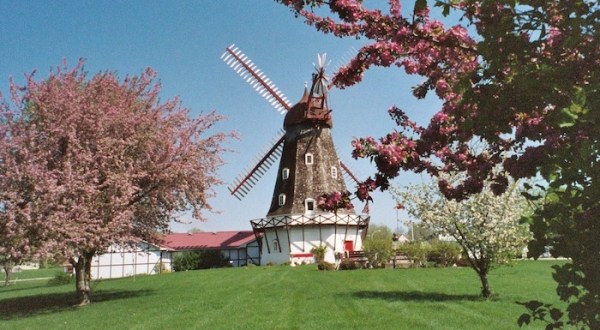 Few People Know The Iconic Windmill In Iowa Was Actually Imported From Denmark