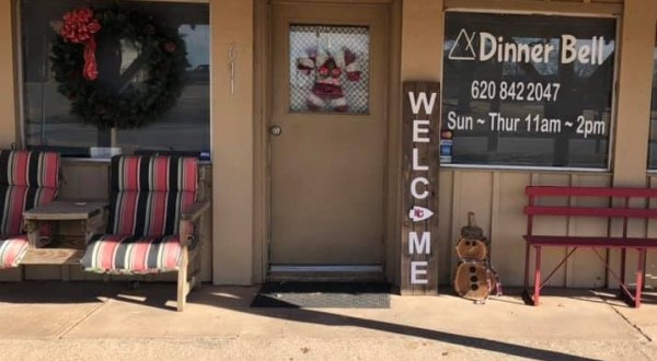 This Mom And Pop Restaurant In Kansas Has Home-Cooked Meals To Die For