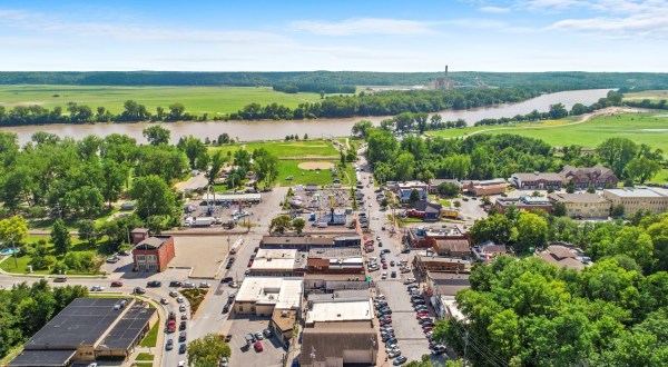 7 Timeless Small Towns In Missouri Where Things Never Seem To Change