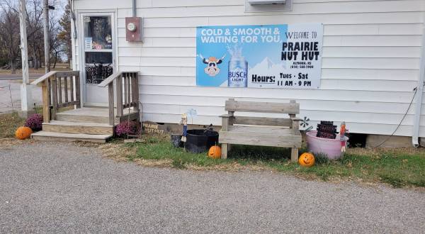The Mountain Oysters From Prairie Nut Hut In Kansas Has A Cult Following, And There’s A Reason Why