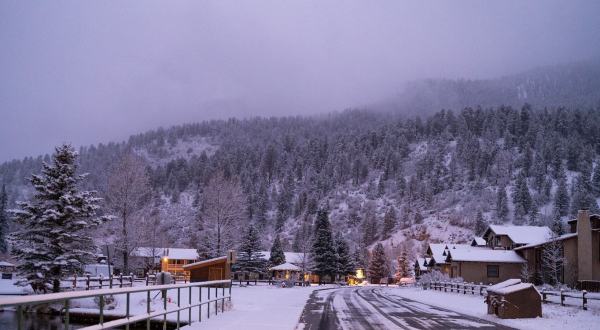 A Winter Getaway To New Mexico’s Snowiest Town Is Nothing Short Of Magical